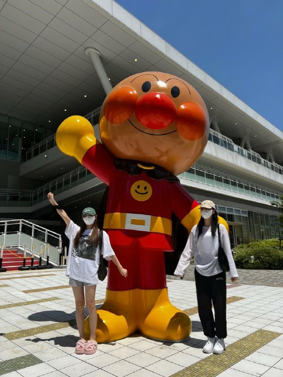 "IVE" Iso & Liz vui mừng khôn xiết tại "Bảo tàng Anpanman" được chờ đợi từ lâu ... Được thưởng thức tại Nhật Bản