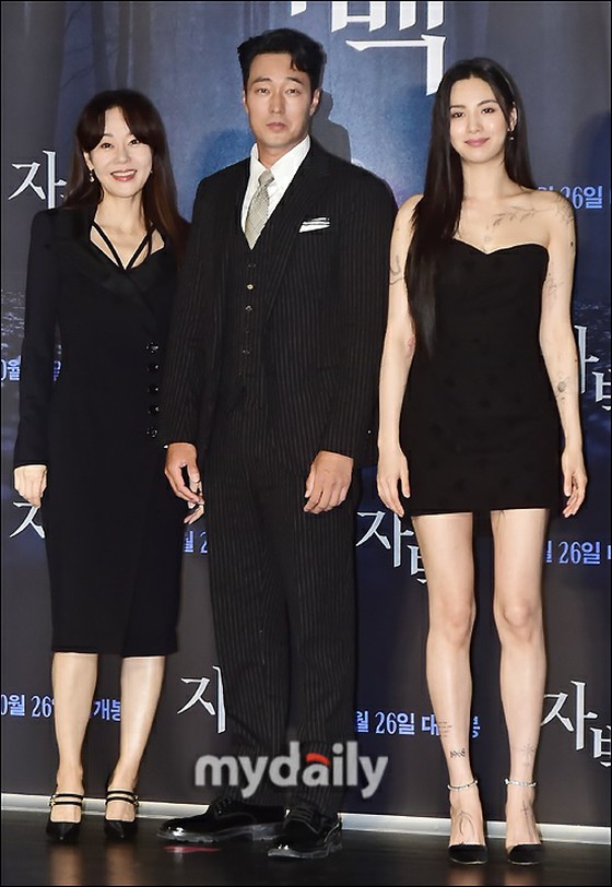 [Ảnh] So Ji Sub & Kim Yun Jin & Nana (AFTERSCHOOL) đã tham dự! Buổi giới thiệu sản xuất phim "Lời thú tội"