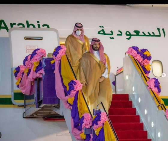 ''Hoàng tử Bin Salman mua bộ đồ ăn 100 triệu won chỉ riêng ở Hàn Quốc''... Bức tranh trị giá 500 tỷ won từng được bán