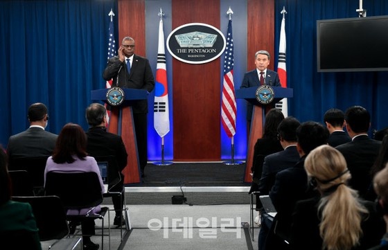 Bộ trưởng Quốc phòng Hoa Kỳ và Hàn Quốc gặp nhau tại Seoul vào ngày 31 để thảo luận về các biện pháp kiềm chế chương trình hạt nhân của Triều Tiên