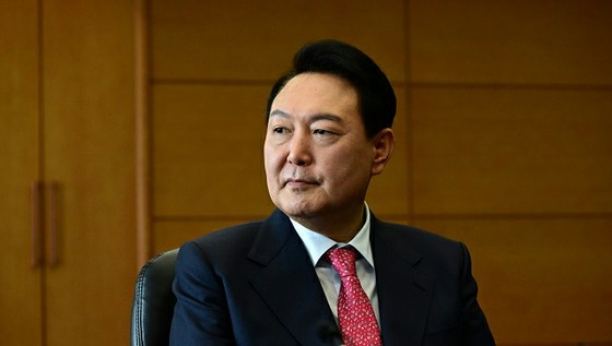 <Bình luận W> Tổng thống Yoon của Hàn Quốc nhấn mạnh mối quan hệ định hướng tương lai với Nhật Bản trong bài phát biểu của ông vào Ngày Độc lập.
