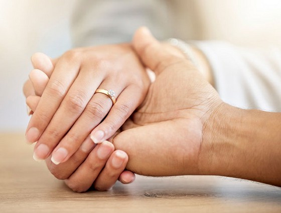 Tỷ lệ ly hôn giảm khi các cặp vợ chồng làm điều này: Trường Kinh doanh Hoa Kỳ