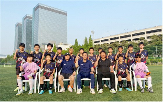 Đội tuyển bóng đá U-12 quốc gia Gyeonggi bắt đầu tập luyện chuẩn bị cho giải đấu tại Nhật Bản