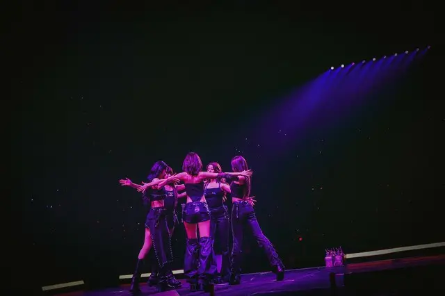 「LE SSERAFIM」、北米ツアー初日に電撃発表…「10月にカムバック」宣言2