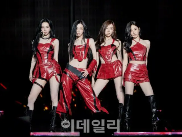 「aespa」、世界の中心は「まさに私！」…進化した世界観に観客3万人を招待