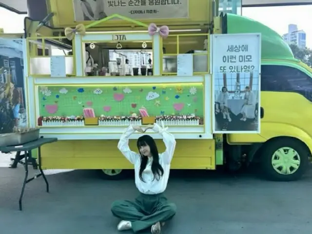 女優イ・ナヨン、2026年最高の期待作ドラマ「Heder」撮影中...コーヒーカーの認証まで