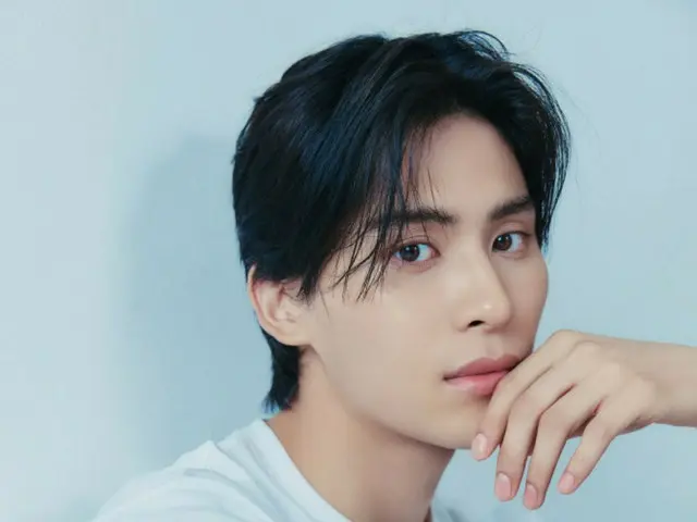 Ánh mắt sâu thẳm của Yu Taeyang (SF9)... Ảnh đại diện mới được tiết lộ