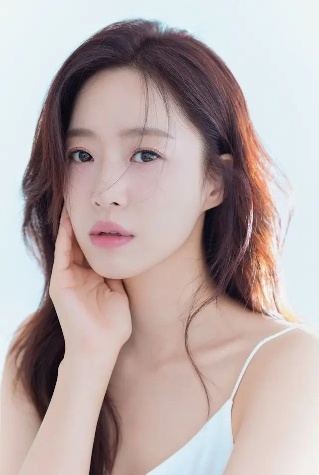 ウンジョン（T-ARA）、「グループ活動時代にも怪我をしたところ」…後になって知られた「女王の家」負傷闘魂