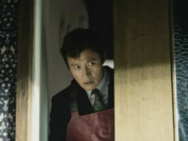 「仕方ない」イ・ビョンホン＆「ボス」チョ・ウジン、日本アニメに対抗する「秋夕コメディー競争」…連休の興行勝者は？