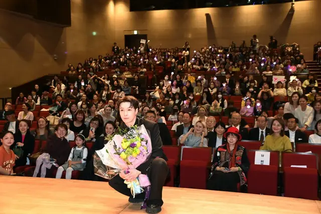 【イベントレポ】「EXO」LAY（張芸興/チャン・イーシン）、最優秀主演男優賞受賞！“アイドルは演技ができない”は過去の話「きょう、ここに立っているのはアイドルであり、俳優でもある張芸興です！」7