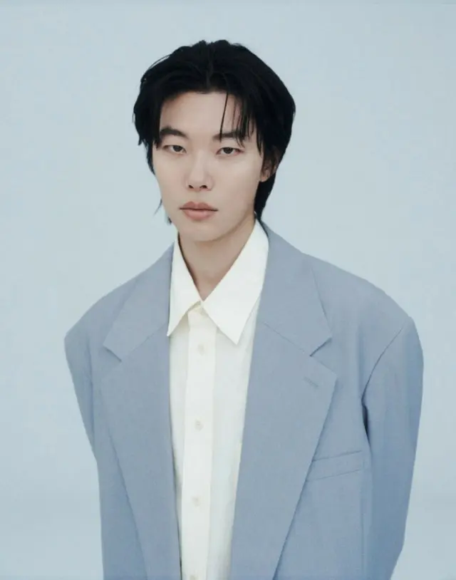 リュ・ジュンヨル、「恋のスケッチ～応答せよ1988～」10周年コンテンツ撮影に一部参加…スケジュール調整も元カノのヘリ（Girl’s Day）とは対面ならず