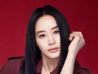 Kim Hye Soo, người sẽ xuất hiện lần đầu tiên tại Lễ trao giải MAMA, đã được chọn làm người dẫn chương trình cho Chương 2 của Lễ trao giải MAMA 2025!