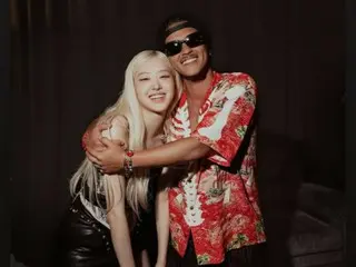 ROSE của BLACKPINK cười rạng rỡ cùng Bruno Mars tại lễ đề cử Grammy... Còn có "KPOP Girls! Demon Hunters"