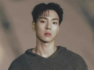 SHOWNU và MINHYUK của MONSTA X phát hành ảnh concept cho bài hát đầu tiên của họ tại Mỹ sau bốn năm, "Baby Blue"