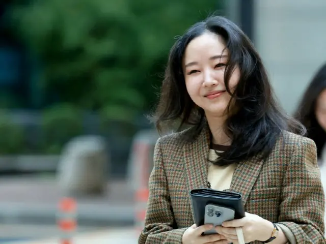 Cựu CEO ADOR Min Hee Jin: "Sự trở lại của New Jeans vẫn chưa được công bố chính thức..." "Nhóm chỉ tồn tại với năm thành viên"