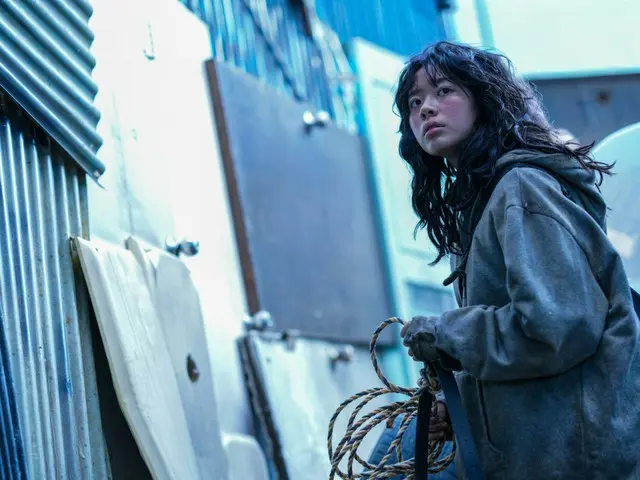 Lee Jae-in trong bộ phim "Concrete Market" cho thấy một khía cạnh mới của mình làm đảo lộn trật tự thị trường