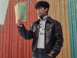 Ca sĩ Lim Young Woong biến hóa với kiểu tóc uốn... thể hiện phong cách nổi bật của mình