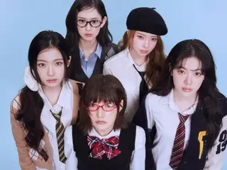 Một thành viên của nhóm nhạc nữ mới, "nhóm nhạc chị em của IVE", đã lỡ lời với một thành viên khác trong buổi phát sóng trực tiếp, gây ra tranh cãi.