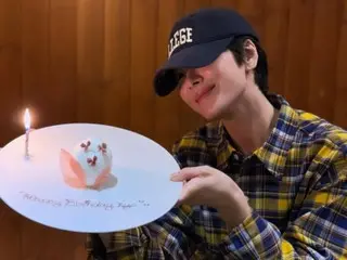 Nữ diễn viên Song Hye Kyo giảm cân đáng kể cho bộ phim tiếp theo... "Bất ngờ" với đường quai hàm sắc nét của cô