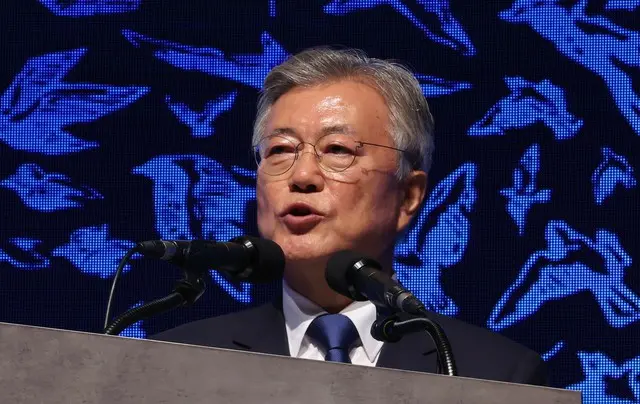 文在寅元大統領「内乱勢力はいまだに反省・謝罪がない」…「油断は禁物」＝韓国