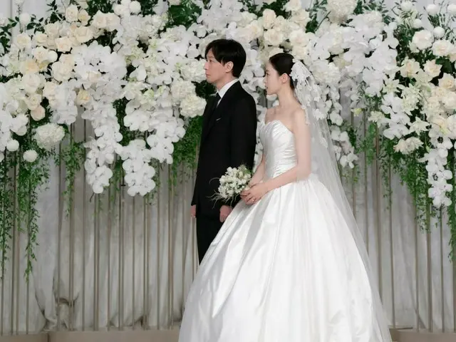 Eun Jung (T-ARA) kết hôn với đạo diễn Kim Byung-woo, "Chúng tôi sẽ tôn trọng nhau và sống trọn đời bên nhau"... Đăng trên Instagram của cô ấy