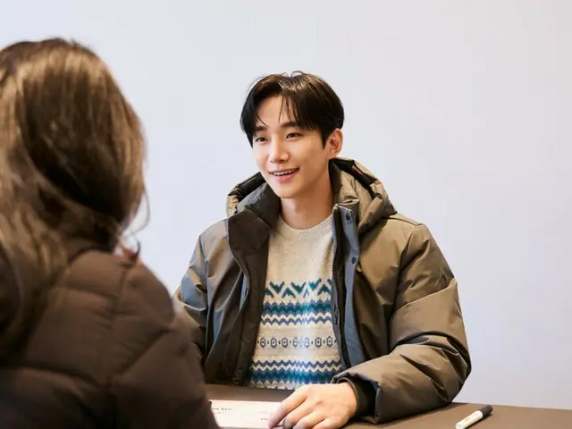 Lee Junho của 2PM tổ chức sự kiện ký tặng người hâm mộ cho "NEPA"...kết thúc thành công tốt đẹp