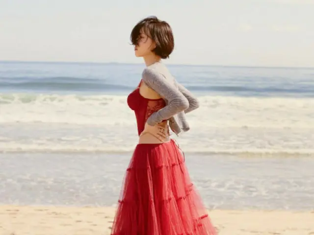 HwaSa của MAMAMOO giành cúp trên chương trình âm nhạc với "Good Goodbye"... Giải nhất trên "Show! K-POP Center"