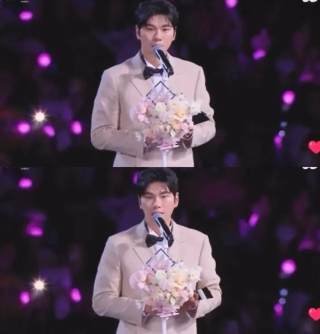 俳優イ・イギョンが受賞のコメントで、ユ・ジェソクへの言及を避け、賛否両論が巻き起こった。