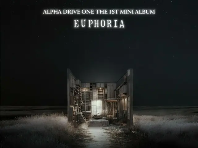 Sự kiện đếm ngược ra mắt album Alpha Drive One đang thu hút sự chú ý trên toàn thế giới... Đặt hàng trước album sẽ bắt đầu từ hôm nay (ngày 8)