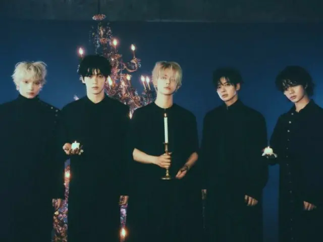 Album tiếng Nhật thứ ba của TOMORROW X TOGETHER, "Starkissed", đã được Hiệp hội Công nghiệp Ghi âm Nhật Bản chứng nhận bạch kim kép... Tổng số lượng bán ra vượt quá 500.000 bản