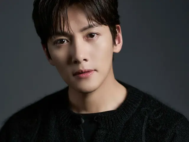 [Phỏng vấn] (3) Chang Wook, “Tôi biết ơn vì mùa 2 của Thành phố giả tạo, nhưng tôi luôn nghĩ về các cảnh hành động như là ‘cảnh cuối cùng’”