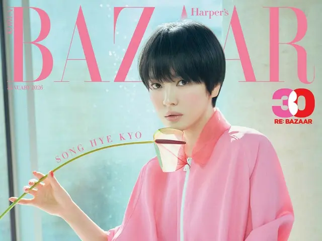 Nữ diễn viên Song Hye Kyo thay đổi diện mạo với kiểu tóc ngắn, hé lộ bộ ảnh mới: "Biên kịch Noh Hee Kyung đã lo lắng, nhưng tôi chẳng có gì phải sợ cả."