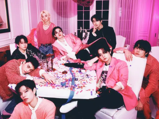 "Stray Kids" và "DO IT" đã trụ vững trên bảng xếp hạng chính của Billboard Mỹ trong ba tuần liên tiếp.