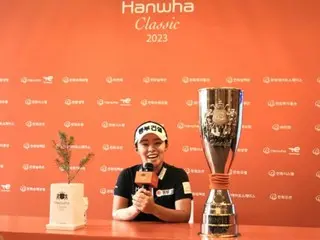 <Golf nữ> "Nữ hoàng mùa thu" Kim Suzy vô địch giải đấu lớn KLPGA "Hanwha Classic" ... Danh hiệu gắn liền với vị trí thứ 2 trong ngày cuối cùng của kỷ lục sân