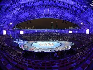 Triều Tiên xuất hiện tại một đại hội thể thao quốc tế lần đầu tiên sau 5 năm tại Đại hội thể thao châu Á Hàng Châu, nhưng đã gây tranh cãi về việc kéo quốc kỳ.