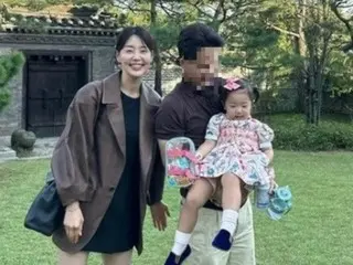 Nữ diễn viên Choi Ji Woo, Han Ji Hye cùng các “bà mẹ” khác gửi lời chúc Chuseok đến con cái
