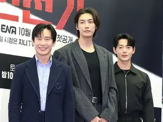 [Ảnh] Shin Ha Kyun, Kim Young Kwang và Shin Jae Ha tham dự buổi ra mắt sản xuất bộ phim truyền hình mới “Biography of a Villain”