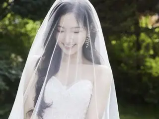 “Jung Eun-ji cũng chúc mừng” Hong Yoo-kyung của “Apink” kết hôn hôm nay (14)
