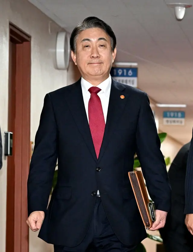 韓国野党、放送通信委員長を弾劾か…与党は反発