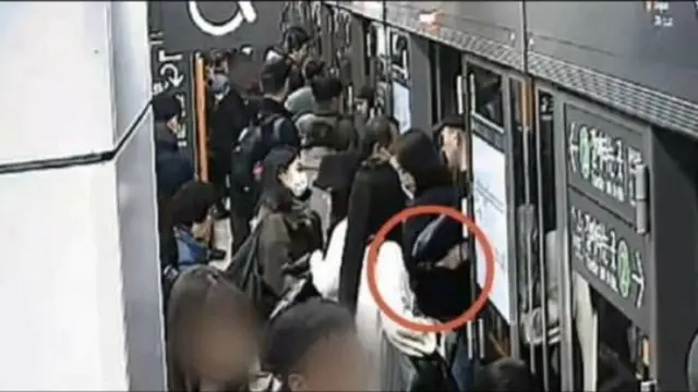 「韓国遠征」ロシアのスリ集団拘束…混雑した地下鉄を狙う