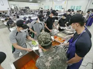 Lính Hàn Quốc được cung cấp bữa ăn buffet - bữa ăn quân đội từng gây tranh cãi vì 'quá nghèo'