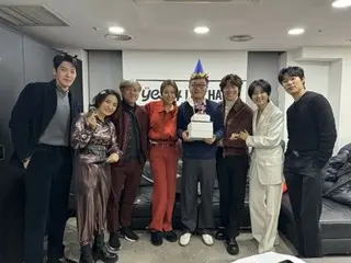 Bộ trưởng Quốc phòng Kim Eui-sung, người biến mất trong bộ phim “Mùa xuân Seoul”, đã “đi dự bữa tiệc sinh nhật” cùng Kim WooBin, Kim TaeRi và những người khác trong phần hai của “Space + Human”