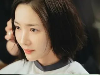 Nữ diễn viên Park Min Young với mái tóc dài... Dũng cảm chia tay cuộc đời đầu tiên ("Cưới chồng em đi")