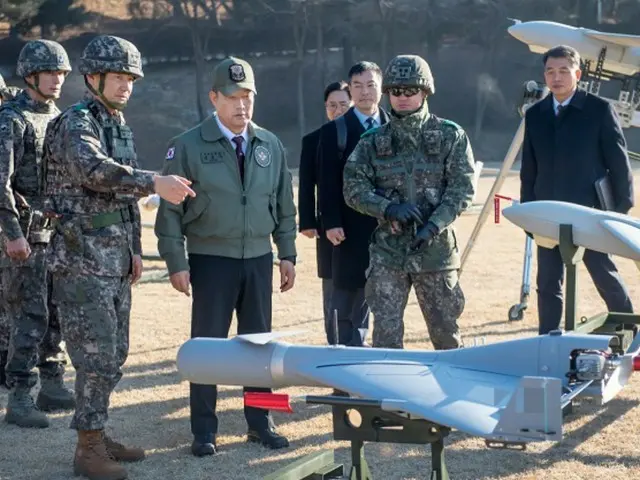 韓国国防相、北の度重なる砲撃の中「ドローン司令部の対備態勢」を点検