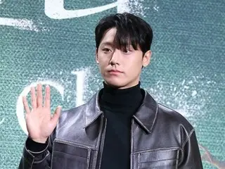 Nam diễn viên Lee Do Hyun tự quảng cáo phim “The Tomb” khi đang phục vụ trong quân đội…Chia sẻ trailer đầu tiên trên Instagram