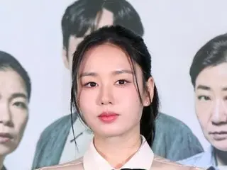 Nữ diễn viên Ahn Eun Jin bị liệt cơ mặt ngay trước "Người tình"... Cô thú nhận những khó khăn tiềm ẩn giữa những thành công liên tiếp.