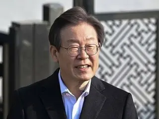 Đại diện Đảng Dân chủ Hàn Quốc và Lee Jae-myung, cả hai người bị tấn công đều có vết rách dài 1cm và tố cáo công chức đã viết email...Văn phòng Thủ tướng ``Không liên quan'' = Hàn Quốc