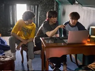 Kim Sung CheolXKim DongHwiXHong Kyung tham gia phim điện ảnh "Comment Squad"... Hoạt động với vai trò "Team Alep"