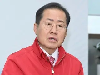 Hong Jun-pyo, Thị trưởng Daegu, nói, ``Trong vụ bê bối nước được xử lý ở Fukushima, tất cả các chính trị gia đang cười đùa và uống nước biển từ bể chứa đều bị cắt.'' - Hàn Quốc