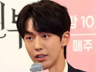 Anh A, người cáo buộc nam diễn viên nổi tiếng Hàn Quốc Nam Ju Hyuk bạo lực học đường, yêu cầu được xét xử chính thức.